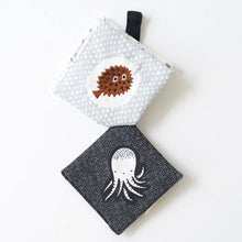 Load image into Gallery viewer, Crinkle Pages Stroller Toy - Ocean